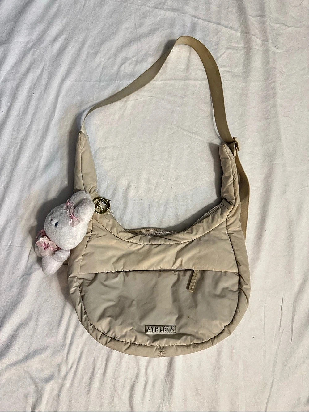 Athleta Anytime Crescent Crossbody Shoulder Bag in Cream